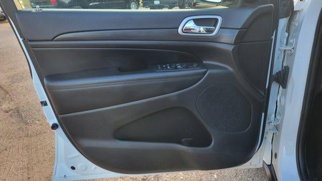 2020 Jeep Grand Cherokee Laredo E