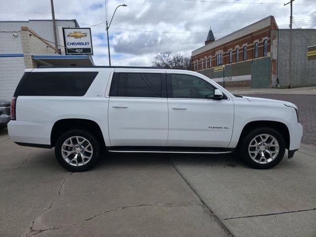 2017 GMC Yukon XL SLT