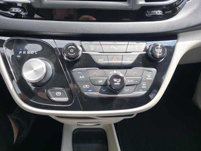 2020 Chrysler Pacifica Touring