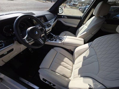 2022 BMW X7 xDrive40i