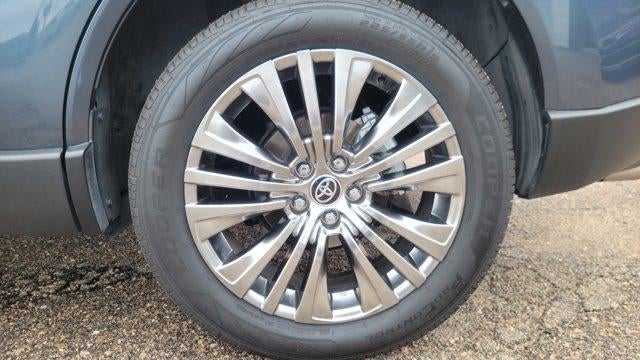 2023 Toyota Venza LE